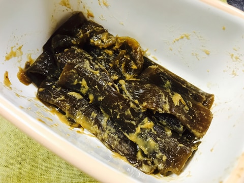 食感がgood！茎わかめの味噌漬け